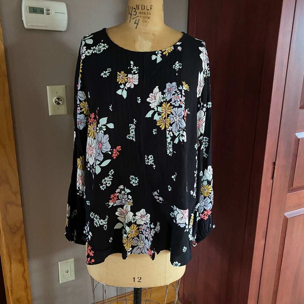 Floral Old Navy Peplum Blouse